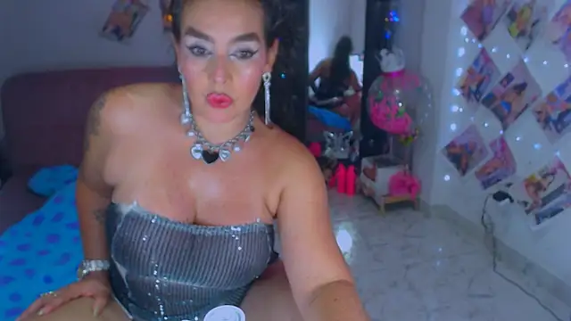 sweet vanessa 22 online show from September 19, 9:48 pm