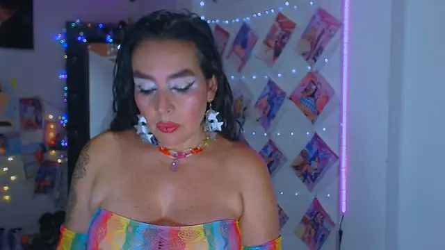 sweet vanessa 22 online show from October 26, 5:57 am