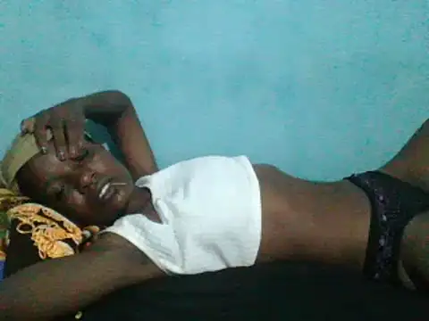 Snapshot of sweetchic_ chatting on March 10, 9:07 pm sweetchic online show from March 10, 9:07 pm