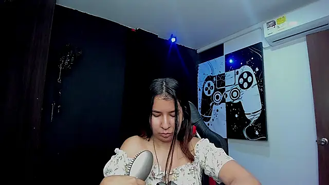 Lia sarahi online show from February 8, 11:22 am