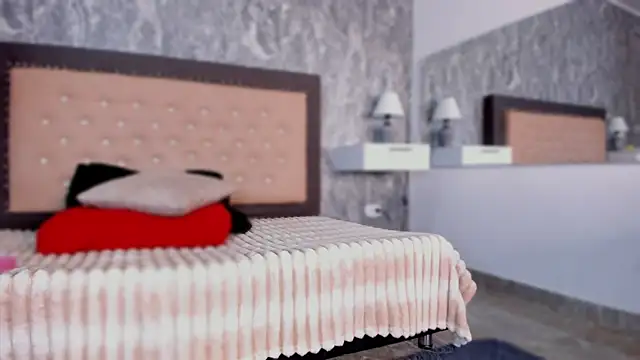 Lia sarahi online show from September 12, 11:32 am