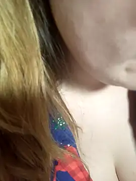 DienkaGreen online show from December 14, 1:50 am