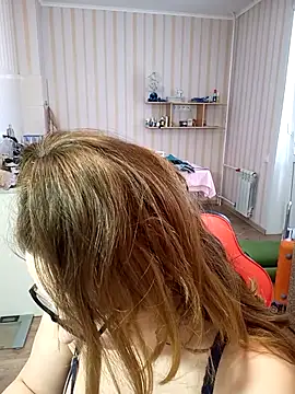 DienkaGreen online show from February 23, 5:23 am