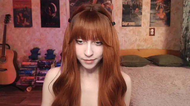 Snapshot of Friendly_Ellie chatting on September 28, 1:44 am Friendly Ellie online show from September 28, 1:44 am