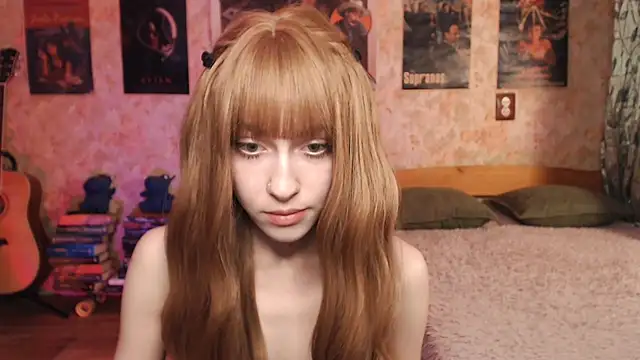 Snapshot of Friendly_Ellie chatting on November 24, 11:15 pm Friendly Ellie online show from November 24, 11:15 pm