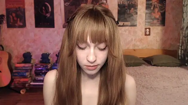 Friendly Ellie online show from March 19, 12:25 am