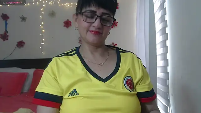 ISABEEL SOFIA01 online show from March 20, 6:42 pm