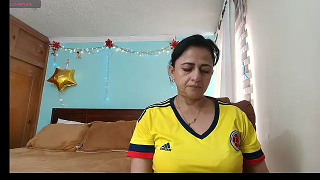 Snapshot of ISABEEL_SOFIA01 chatting on August 1, 8:41 pm ISABEEL SOFIA01 online show from August 1, 8:41 pm
