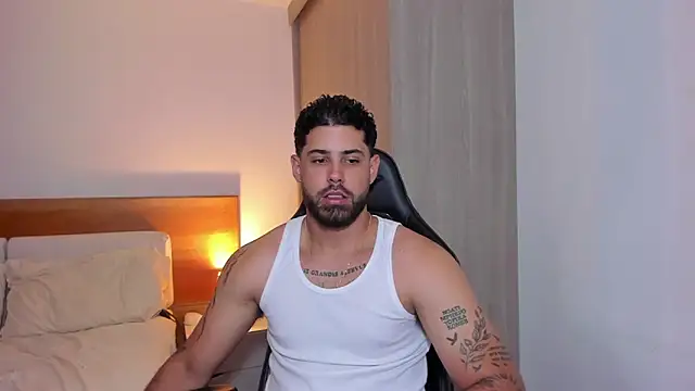 Justyn Torres online show from January 2, 6:01 pm