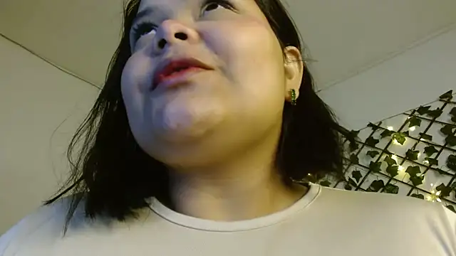 Snapshot of sexychubby___ chatting on March 11, 5:49 am sexychubby    online show from March 11, 5:49 am