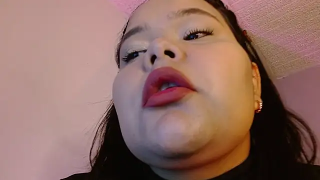 sexychubby    online show from July 8, 5:28 pm