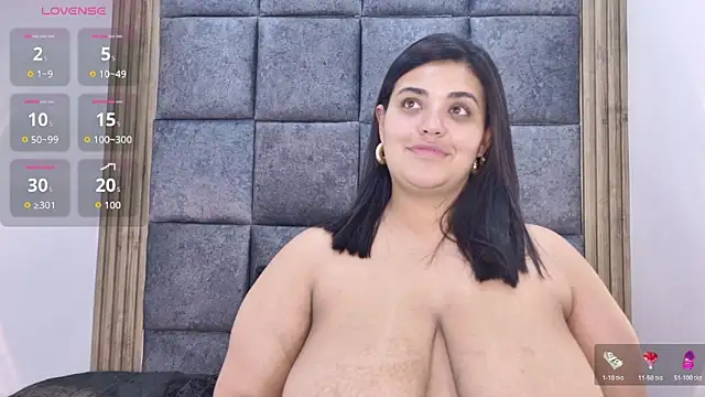 Snapshot of AmandaRousel chatting on November 18, 8:02 pm AmandaRousel online show from November 18, 8:02 pm