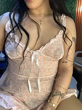 Amandanauty online show from October 24, 8:11 am