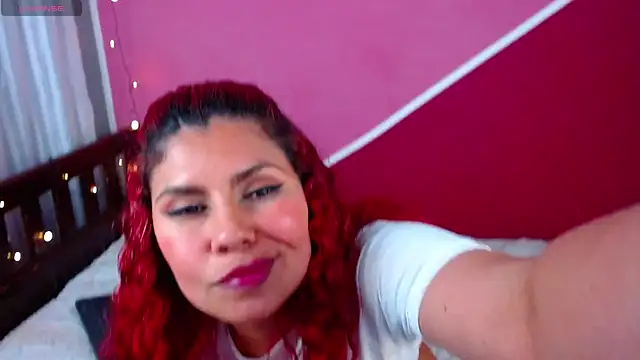 Snapshot of Queenamazon1 chatting on January 21, 11:45 pm Queenamazon1 online show from January 21, 11:45 pm