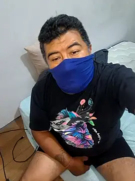 Snapshot of Calamaco07 chatting on December 14, 6:52 am Calamaco07 online show from December 14, 6:52 am