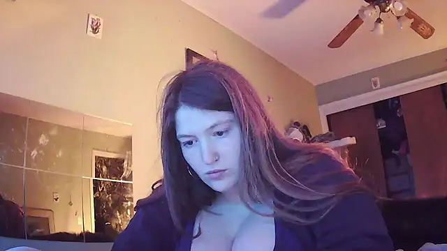 Angelk43 online show from May 3, 5:13 am