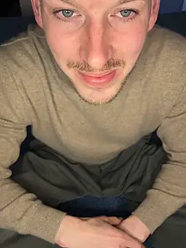 creampieboytim online show from March 29, 5:57 pm