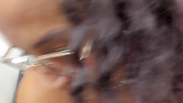 Snapshot of EmmaFerrary chatting on February 3, 5:40 pm EmmaFerrary online show from February 3, 5:40 pm