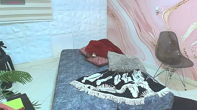 cintiagreyx online show from February 20, 3:08 pm