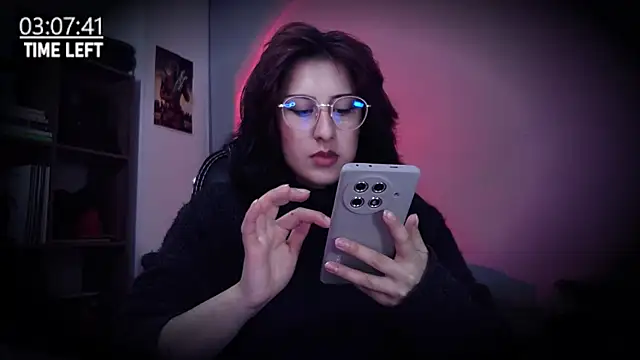 Snapshot of Scarlett_Sen chatting on June 17, 2:51 pm Scarlett Sen online show from June 17, 2:51 pm