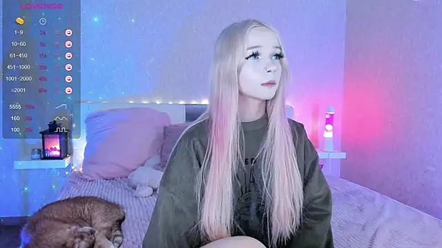 Snapshot of Misty_Shadow chatting on January 30, 7:15 pm Misty Shadow online show from January 30, 7:15 pm