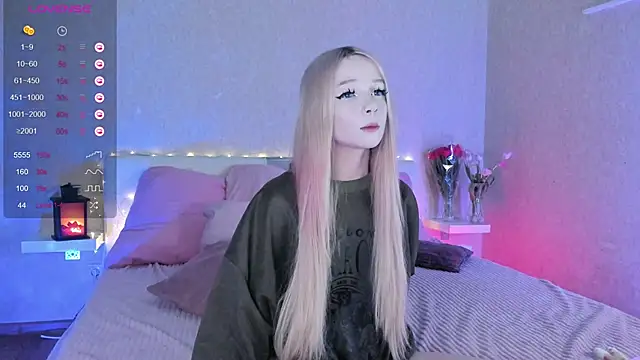 Snapshot of Misty_Shadow chatting on March 9, 7:05 pm Misty Shadow online show from March 9, 7:05 pm