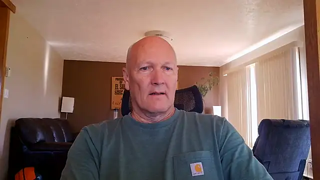 Snapshot of BasicAnt chatting on June 28, 2:34 pm BasicAnt online show from June 28, 2:34 pm