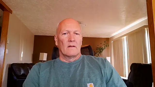 Snapshot of BasicAnt chatting on July 25, 1:52 pm BasicAnt online show from July 25, 1:52 pm