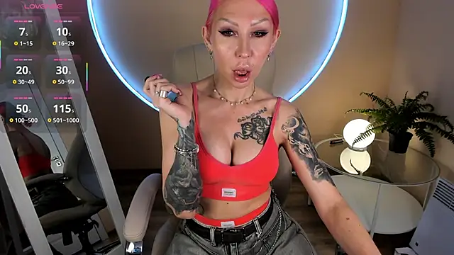 JessicaJane  online show from June 4, 9:43 pm