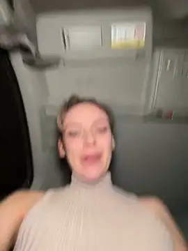 Snapshot of HopeHeaven chatting on January 12, 10:12 pm HopeHeaven online show from January 12, 10:12 pm