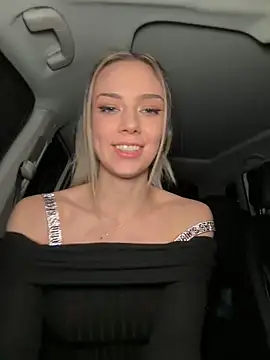 Snapshot of HopeHeaven chatting on March 3, 9:48 pm HopeHeaven online show from March 3, 9:48 pm