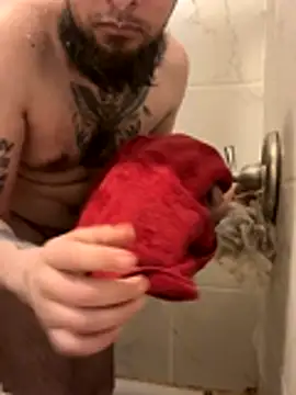 Snapshot of cnasty5621333 chatting on October 22, 5:41 am cnasty5621333 online show from October 22, 5:41 am