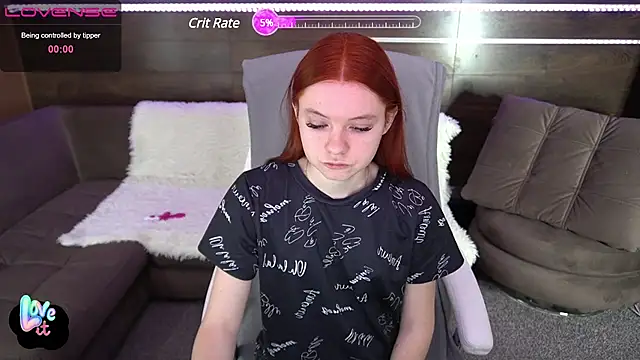 Snapshot of MaRich_Ka chatting on December 13, 7:47 am MaRich Ka online show from December 13, 7:47 am