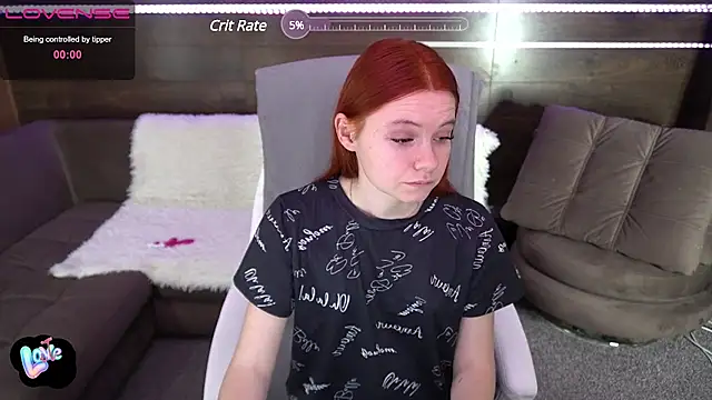 Snapshot of MaRich_Ka chatting on December 13, 10:51 am MaRich Ka online show from December 13, 10:51 am