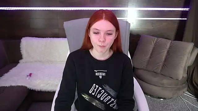 Snapshot of MaRich_Ka chatting on December 15, 11:01 am MaRich Ka online show from December 15, 11:01 am