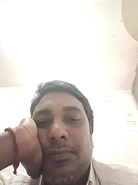 Snapshot of divakar2022 chatting on November 9, 4:55 am divakar2022 online show from November 9, 4:55 am