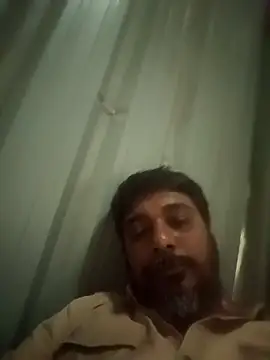 Snapshot of divakar2022 chatting on January 18, 6:50 am divakar2022 online show from January 18, 6:50 am