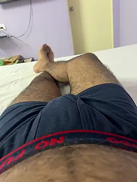 Snapshot of nicolus1996 chatting on May 4, 6:26 pm nicolus1996 online show from May 4, 6:26 pm