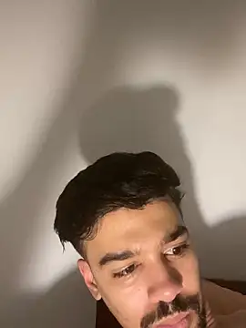 Snapshot of Hermanooooooo chatting on December 3, 5:53 am Hermanooooooo online show from December 3, 5:53 am