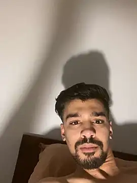 Snapshot of Hermanooooooo chatting on December 7, 1:14 am Hermanooooooo online show from December 7, 1:14 am