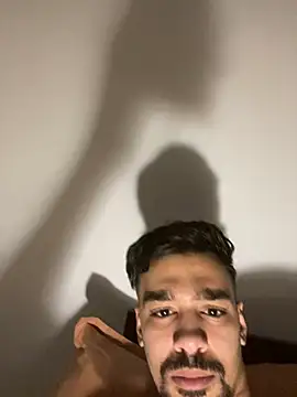 Snapshot of Hermanooooooo chatting on December 31, 10:26 am Hermanooooooo online show from December 31, 10:26 am