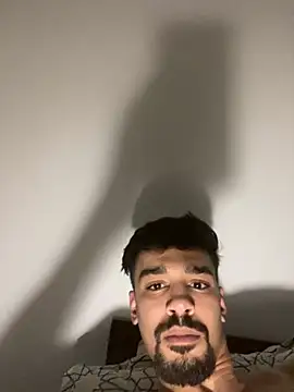 Snapshot of Hermanooooooo chatting on January 15, 2:49 am Hermanooooooo online show from January 15, 2:49 am