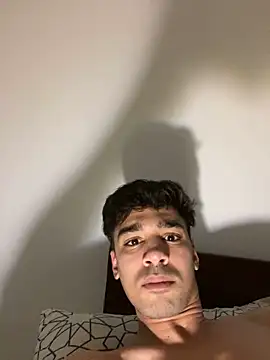 Snapshot of Hermanooooooo chatting on January 23, 3:16 am Hermanooooooo online show from January 23, 3:16 am