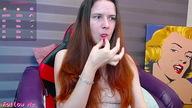 Snapshot of iris_nikhols chatting on February 9, 2:28 am iris nikhols online show from February 9, 2:28 am