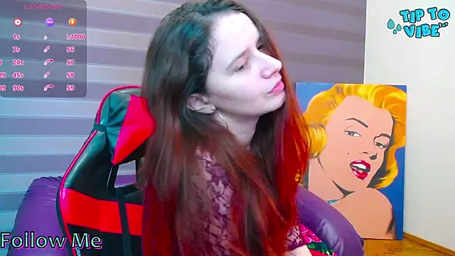 Snapshot of iris_nikhols chatting on December 18, 2:39 am iris nikhols online show from December 18, 2:39 am