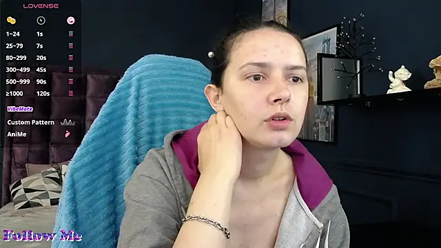 iris nikhols online show from June 14, 1:58 am