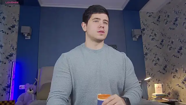 Snapshot of Arilas_ chatting on December 5, 8:00 am Arilas  online show from December 5, 8:00 am