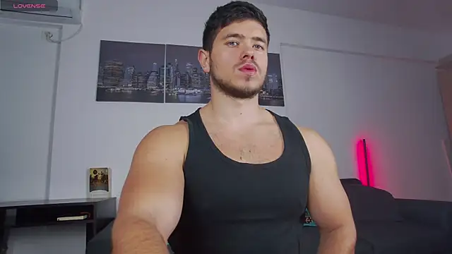 Snapshot of Arilas_ chatting on November 13, 7:29 am Arilas online show from November 13, 7:29 am