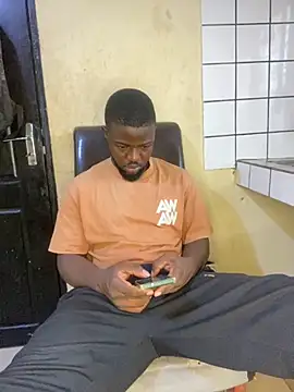 Snapshot of vannycov chatting on November 21, 8:02 am vannycov online show from November 21, 8:02 am