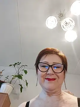 Snapshot of Fire_Night chatting on November 29, 7:55 am Fire Night online show from November 29, 7:55 am